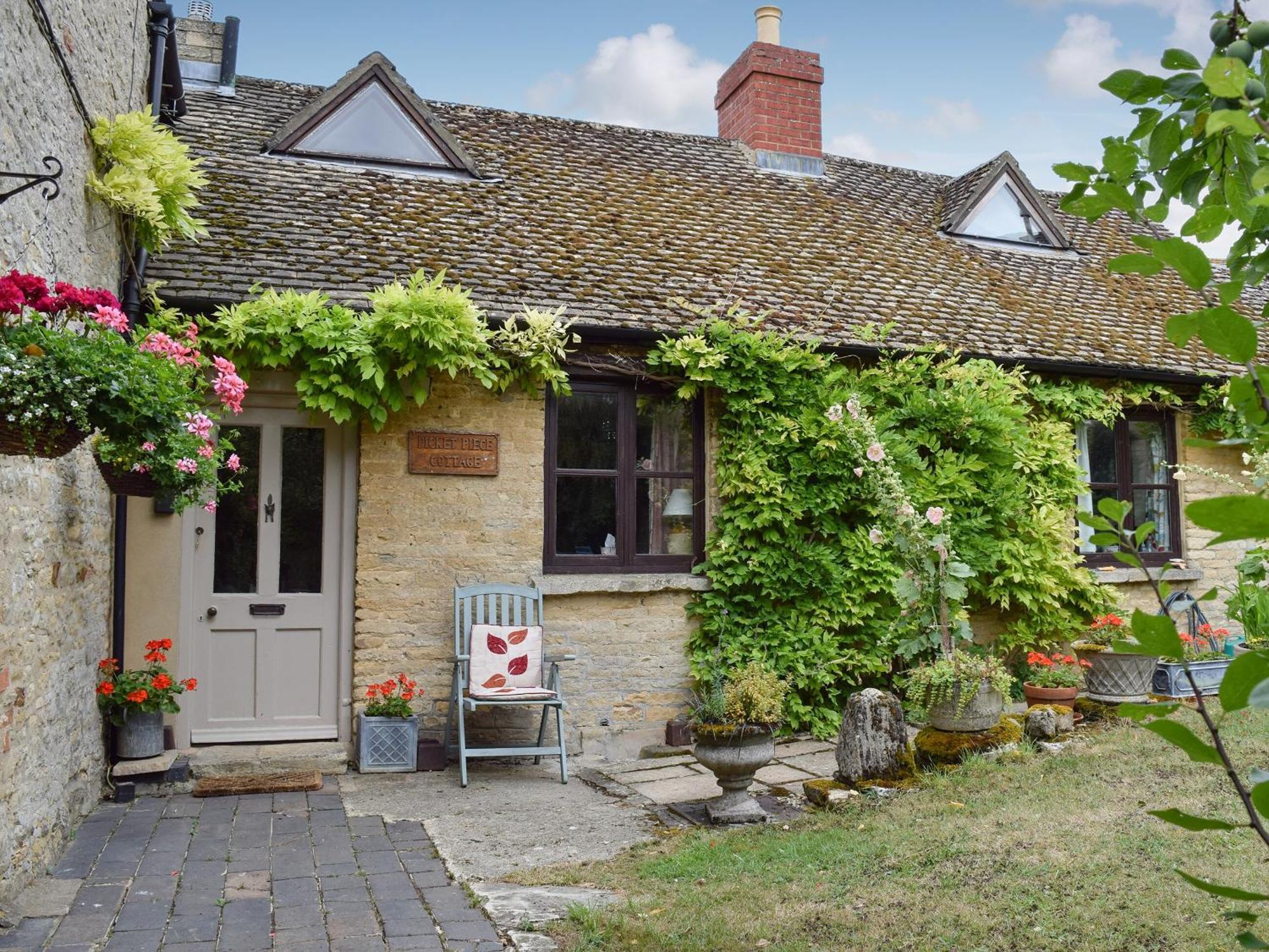 Picket Piece Cottage Chadlington Extérieur photo